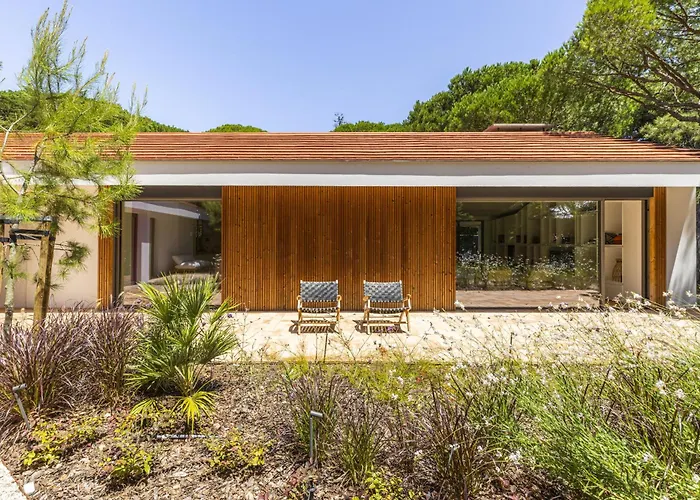 Havenwood By Cadenzalux Villa